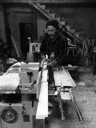 Papageno Wood Behaviour