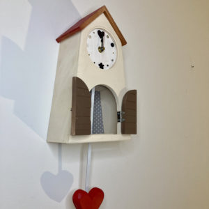 Orologio dentro e fuori dal tempo