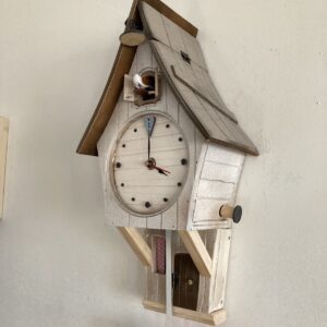 Orologio a cucu' "La Casetta nel cuore del bosco Tenebroso"